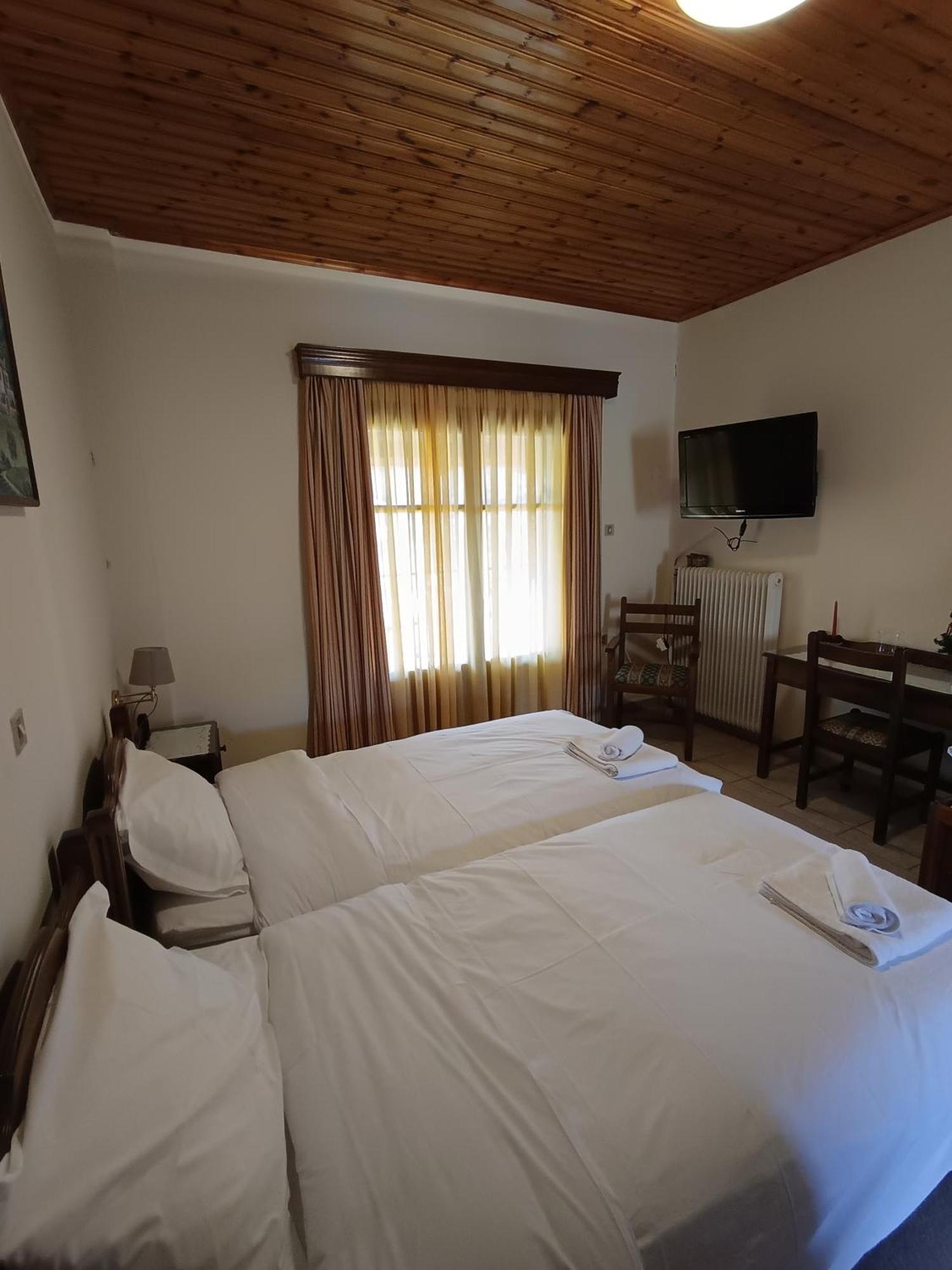 Hotel 2 Alonia Anatoliki Frangista Zimmer foto